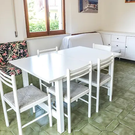 M085 - Marcelli, Trilocale Con Giardino Al Mare *